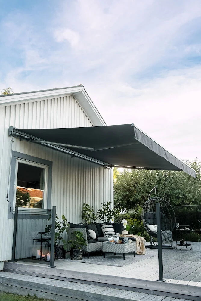 Terrassmarkis med motor 355x250 cm Grå