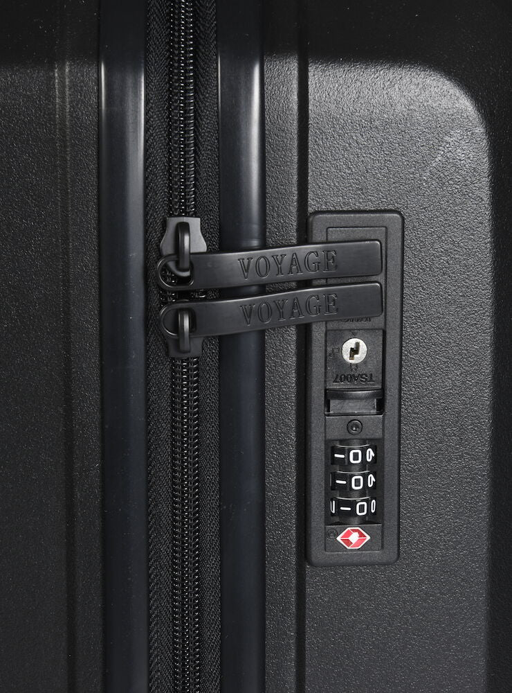 Resväska Medium Voyage 67x45,5x27 cm 3,3 kg Svart TSA-lås