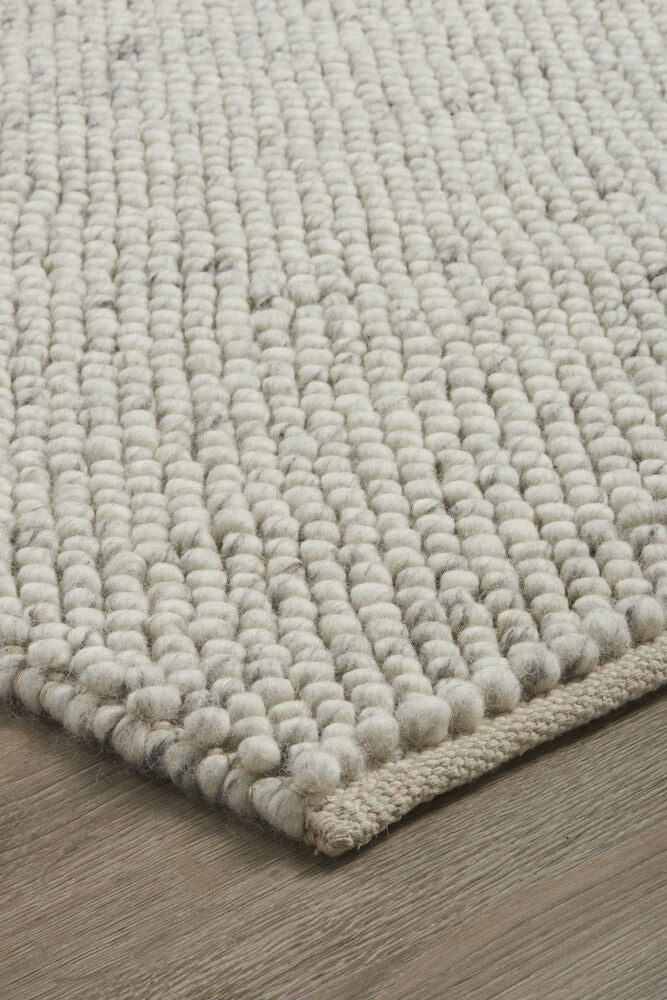 Matta i ullblandning Elsaform Annie 160x230 cm Ljusgrå 65% ull / 35% polyester